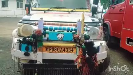 चाचौड़ा: बीनागंज: नेशनल हाईवे 46 पर सरकारी चावल से भरे दो पिकअप वाहन पुलिस और खाद्य विभाग ने पकड़े