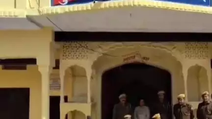 सोजत: चंडावल थाना पुलिस ने शांति भंग के मामले में कार्रवाई करते हुए अलग-अलग क्षेत्रों से 3 लोगों को किया गिरफ्तार