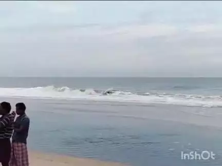 അമ്പലപ്പുഴ: പുന്നപ്ര പനച്ചുവട് ഭാഗത്ത് കടലിൽ മന്ധ്യബന്ധനത്തിന് പോയ തൊഴിലാളിയെ കാണാതായി