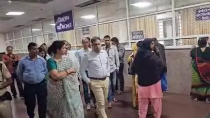 लाडपुरा: जिला कलेक्टर पीयूष समारिया ने एक्शन के मूड में एमबीएस अस्पताल का किया निरीक्षण, दिए आवश्यक दिशा निर्देश
