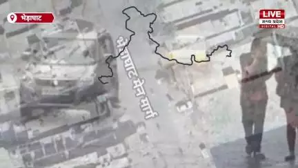 Jabalpur भेड़ाघाट – पहली बारिश में जलमग्न हुई सड़क और कालोनी