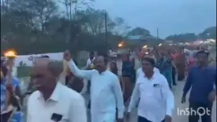रायपुर: दोंदे खुर्द में खोली जा रही शराब भट्टी के खिलाफ महिलाओं ने निकाली मशाल रैली, ग्रामीणों में आक्रोश