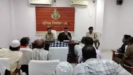 बुरहानपुर नगर: बुरहानपुर कोतवाली थाने में नगर पुलिस अधीक्षक ने आगामी त्योहारों को लेकर शांति समिति के सदस्यों के साथ की बैठक