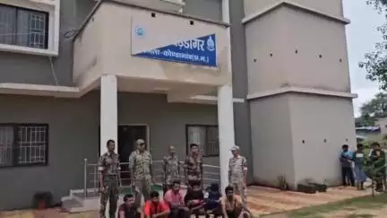 कोंडागांव: गौमांस खाने के लिए गाय की हत्या, बड़ेडोंगर थाना पुलिस ने पशु क्रूरता अधिनियम के तहत की कार्रवाई, 6 लोग गिरफ्तार