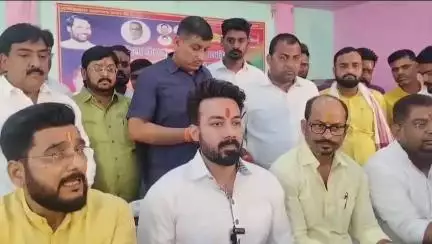 खगड़िया सांसद राजेश वर्मा पहुंचे छपरा लोजपा रा. 6 जुलाई छपरा में संकल्प रैली सभा को संबोधित राष्ट्रीय अध्यक्ष चिराग पासवान करेंगे