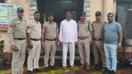 बुरहानपुर नगर: बुरहानपुर: गणपति थाना पुलिस ने मुक्ताई नगर के पास गोवंश परिवहन मामले में 5 साल से फरार आरोपी को किया गिरफ्तार
