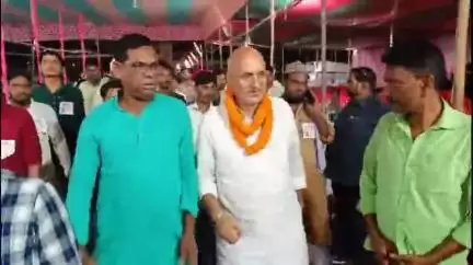 मधेपुरा: भतखोरा में तहफ्फुजे नामुसे रिसालत व शहीदे आजम कॉन्फ्रेंस में विधायक प्रो. चंद्रशेखर ने कहा- नारी का अपमान बर्दाश्त नहीं