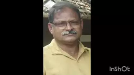 മൂവാറ്റുപുഴ: മൂവാറ്റുപുഴ മാറാടിയിൽ ആടിന് പുല്ലരിയവെ കിണറ്റിൽ വീണ് ഓട്ടോ ഡ്രൈവർ മരിച്ചു