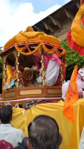 वैर: कस्बा वैर के सीताराम जी मंदिर से ठाकुर जी का नगर भ्रमण कराया गया, दर्शन के लिए उमड़े श्रद्धालु