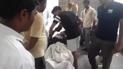जसवंतनगर: ग्राम सराय भूपत के पास कार की टक्कर से ग्राम डूढहा निवासी मोपेड सवार राजमिस्त्री की हुई मौत