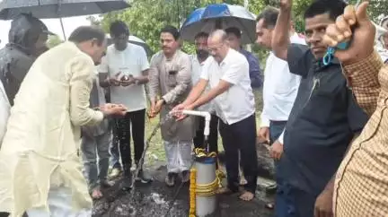 चिखली: विश्वशांती बुद्ध विहार बुद्ध टेकडी देऊळगाव माळी येथे वृक्षारोपण व बोरचे लोकार्पण आमदार खरात यांच्या हस्ते संपन्न
