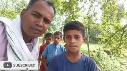 नवीनगर प्रखंड ग्राम पंचायत सिमरी धमनी ग्राम गोमदाही सड़क और पुल की समस्या से परेशान है आसपास का क्षेत्र