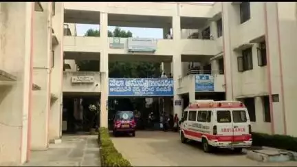 ప్రొద్దుటూరు: పొట్లదుర్తిలో ఎలక్ట్రిక్ బైక్ పేలి మహిళా మృతి