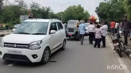 ગાંધીનગર: પંચદેવ મંદિરથી 41મી રથયાત્રાનું પ્રસ્થાન ધારાસભ્ય,મેયર દ્વારા કરાયું, સાંજે નિજ મંદિરે પરત ફરશે ભગવાન જગન્નાથજીની યાત્રા