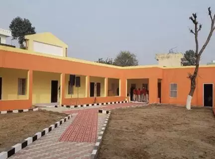 UP के 2450 राजकीय विद्यालयों में आउटसोर्सिंग से होंगी भर्तियां, इन पदों के लिए निकली वैकेंसी