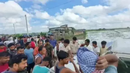 पोठिया: सारादिघी के पास मिले अज्ञात व्यक्ति के शव की हुई शिनाख्त, पुलिस कर रही आगे की कार्रवाई