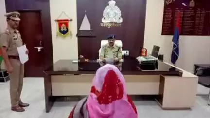 अकबरपुर: माती पुलिस कार्यालय में SP ने पीड़ितों व फरियादियों की समस्याएं सुनीं, सभी संबंधित को निस्तारण के लिए दिए निर्देश