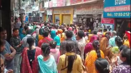 हमीरपुर: भगवान श्री जगन्नाथ की रथ यात्रा में उमड़ी हरि भक्तों की भीड़, विधायक आशीष शर्मा ने भी कार्यक्रम में की शिरकत