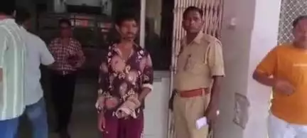 बदायूं: ग्राम कुंवरगांव में गाली देने का विरोध करने पर एक व्यक्ति को दूसरे ने छुरी मारकर किया घायल