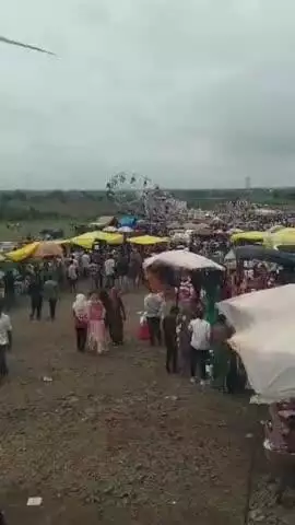 લાલપુર: તાલુકાના સણોસરી ગામ ખાતે આવેલ રામદેવપીરના મંદિરે ભવ્ય લોકમેળો ભરાયો