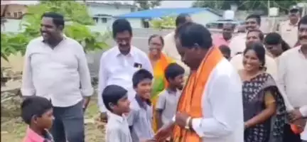 తిరువూరు పట్టణంలోని ఎంపీయుపి స్కూల్లో వాటర్ ప్లాంట్ ను ప్రారంభించిన ఎమ్మెల్యే కూలికపూడి శ్రీనివాసరావు