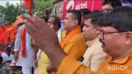 কলকাতা: পুরীধামকে আপনি বদলাতে পারবেন না :  রথযাত্রার দিন সেন্ট্রাল এভিনিউতে আবারো মুখ্যমন্ত্রীকে খোঁচা শুভেন্দুর