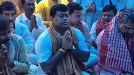 কৃষ্ণনগর ১: ভাতজাংলা পঞ্চায়েতের অন্তর্গত পালপাড়া এলাকায় BJP-র কার্যালয়ের ভূমি পুজো, উপস্থিত মন্ত্রী সুকান্ত মজুমদার