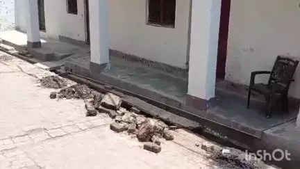 उन्नाव: सदरकोतवाली क्षेत्र अंतर्गत तालिब सराय मोहल्ले में नगर पालिका की घोर लापरवाही लोगों ने बताइए समस्याएं#Jansamasya
