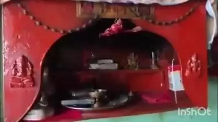 बिजनौर: बिजनौर के हल्दौर क्षेत्र में पावटी बस अड्डे पर पुलिस पिकेट के सामने बालाजी निष्ठान भंडार में हुई हजारों की चोरी