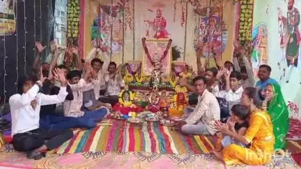 વઢવાણ: વાદીપરા વિસ્તારમાં અષાઢી બીજ નિમિત્તે શ્રી રામદેવપીરનો ભવ્ય પાટોત્સવ સહીતના ધાર્મિક કાર્યક્રમ યોજાશે