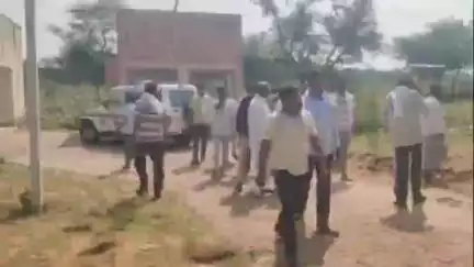 राजगढ़: करंट की चपेट में आने से लाइनमेन की मौत, राजकीय रेफरल अस्पताल राजगढ़ में किया गया पोस्टमार्टम, शव सौंपा परिजनों को