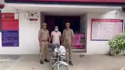 नकुड: शेखपुरा रोड से पुलिस ने चोरी की बाइक सहित वाहन चोर को किया गिरफ्तार