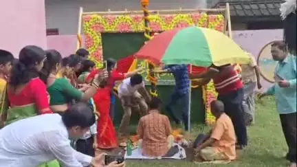 কাটোয়া ১: রথযাত্রার পুণ্যতিথিতে খুঁটি পুজোর মধ্য দিয়ে শুরু হল কাটোয়ার কলেজপাড়ার দুর্গোৎসবের প্রস্তুতি