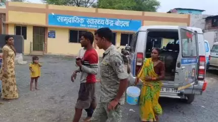 कवर्धा: ग्राम बोल्दा कला में एक युवक ने अज्ञात कारण से किया जहर का सेवन, बोड़ला अस्पताल में कराया गया भर्ती