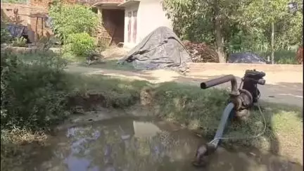 धनौरा: मंडी धनौरा में महिला की जमीन पर दबंगों ने किया कब्जा, चार माह से इंसाफ के लिए भटक रही पीड़िता