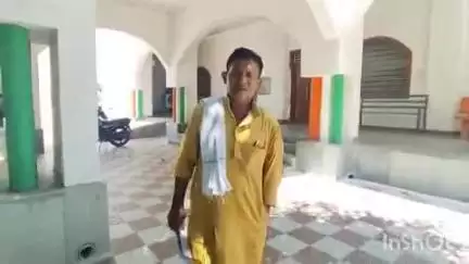 निघासन: लुधौरी गांव में पट्टे की जमीन पर अवैध कब्जे की शिकायत के बावजूद कार्रवाई न होने पर पीड़ित ने डीएम से लगाई गुहार
