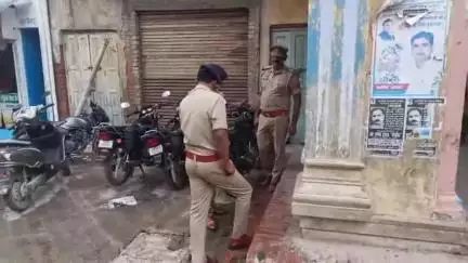 मऊ: जिले में मोहर्रम पर्व को लेकर पुलिस प्रशासन अलर्ट, शहर के अतिसंवेदनशील क्षेत्रों का पुलिस अधीक्षक ने किया भ्रमण