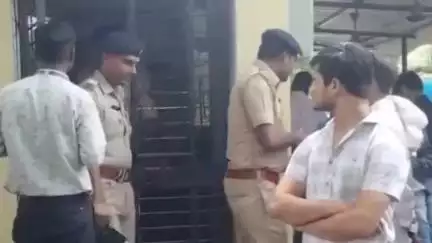 पटना ग्रामीण: पटना के छज्जूबाग रजिस्ट्री ऑफिस में गोलीबारी, अफरा-तफरी मची, दो घायल