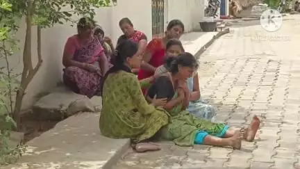 நாட்றாம்பள்ளி: வெலக்கல்நத்தம் ஏரி கொடி பகுதியில் கீரைக்கு தண்ணீர் பாய்ச்ச சென்ற போது பாம்பு கடித்து விவசாயி உயிரிழப்பு