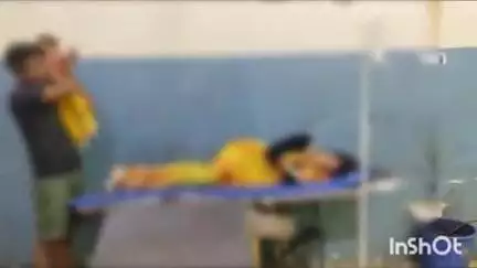 बांदा: डाड़िन पुरवा गांव में घरेलू नाराजगी के चलते महिला ने पिया डाई, हालत बिगड़ने पर परिजनों ने जिला अस्पताल में कराया भर्ती