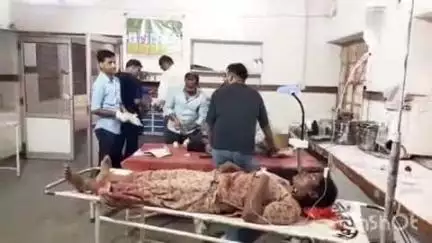 पोकरण: पोखरण जोधपुर सड़क मार्ग पर लवा गांव के पास अनियंत्रित होकर पलटी कार, दो बच्चों सहित 4 घायल, उपचार के बाद जोधपुर रेफर