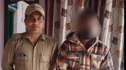 डीडीहाट: थाना डीडीहाट पुलिस ने शराब पीकर वाहन चलाने वाले को कराई हवालात की सैर