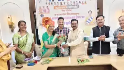 गडचिरोली: शासकीय विश्रामगृह गडचिरोली येथे  सौ. गीता हिंगे यांचा मा.खा.डॉ. अशोक नेते यांच्या हस्ते भव्य सत्कार