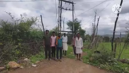 हटा: चौरईया के ग्रामीण बिजली समस्या से परेशान, बिगड़े ट्रांसफार्मर की नहीं हो रही मरम्मत
