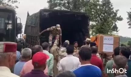 जवाली: जोल निबासी आईटीपी जबान की पार्थिव देह तिरंगे में लिपटी देख लोग फूट-फूट कर रोए