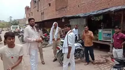 बबेरू: जलालपुर में विद्युत बोल्ट की बटन बंद करते समय किशोरी की करंट लगने से हुई मौत, मां गंभीर रूप से झुलसी