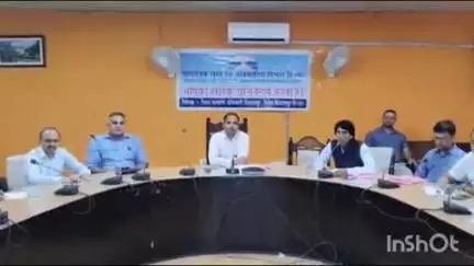 बिलासपुर सदर: बिलासपुर जिला प्रशासन ने सामाजिक सुरक्षा को मजबूत बनाने की दिशा में एक महत्वपूर्ण कदम उठाने के लिए बैठक सम्पन्न की