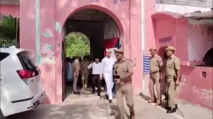 गाज़ीपुर: गाजीपुर जिला कारागार में जनपद न्यायाधीश और एसपी ने किया निरीक्षण, दिए सख्त निर्देश