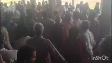 విజయనగరం: డెంకాడ టీడీపీ లో భగ్గుమన్న వర్గ విభేదాలు, స్థానిక టీడీపీ కార్యాలయంలో ఇరువర్గాల దాడి