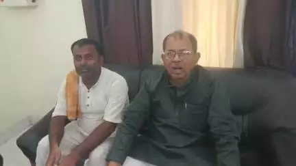 मधुबनी: राजद नेताओं द्वारा प्रेस कॉन्फ्रेंस का आयोजन